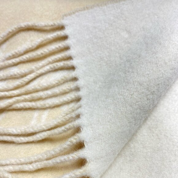 Coach 4622 Horse and Carriage Double Face Oversized Muffler in Chalk - Picture 3 of 5